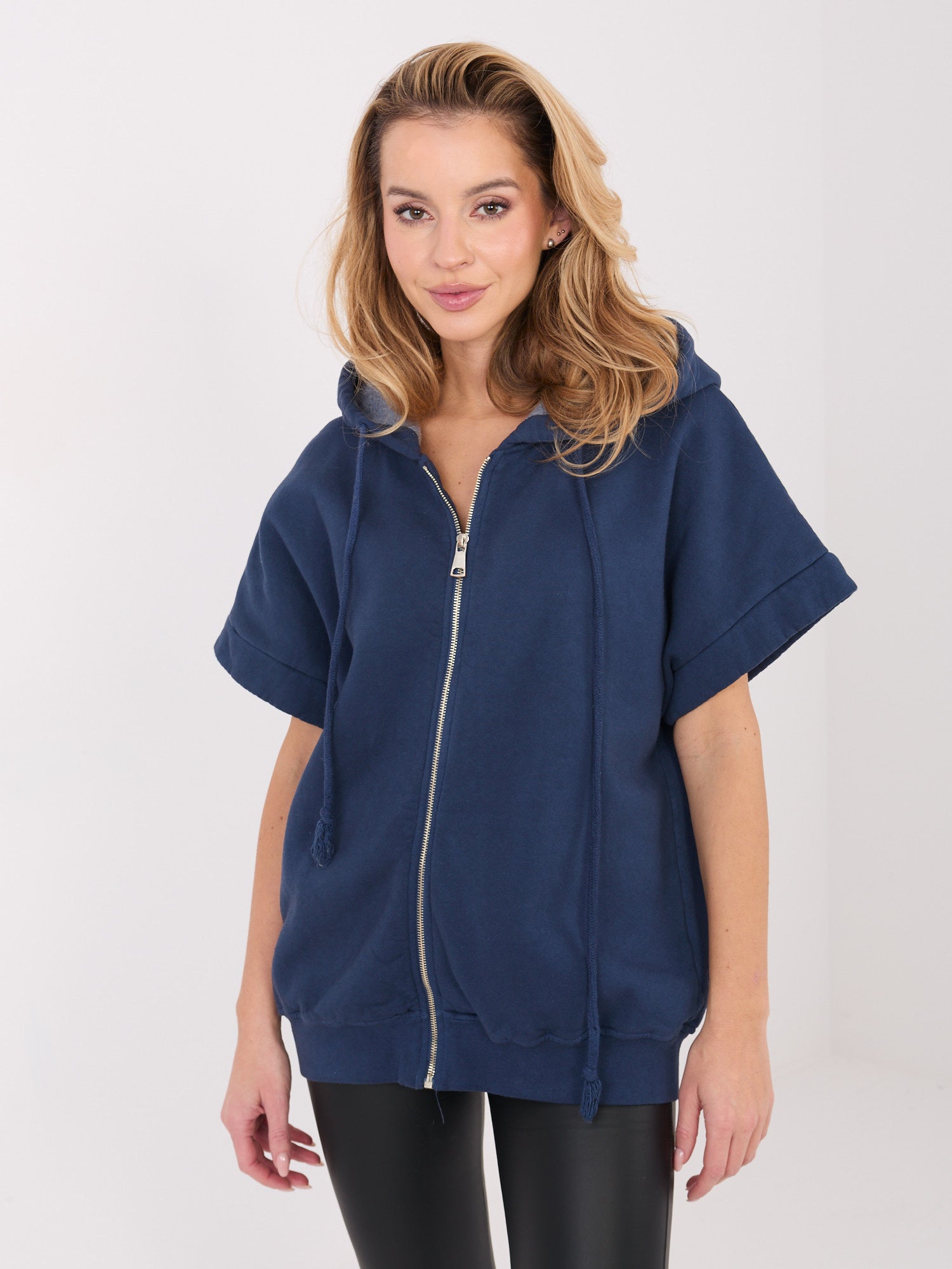 Granatowa dresowa bluza basic z krótkim rękawem