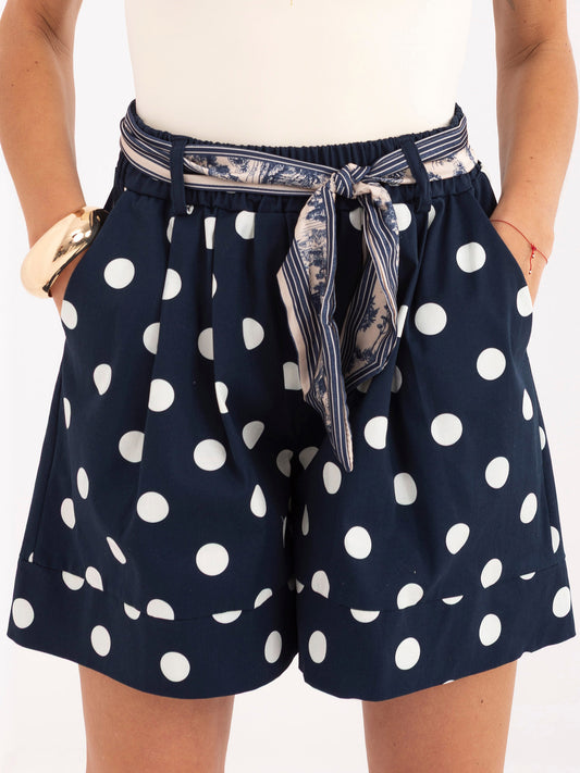 Granatowe bawełniane szorty na lato