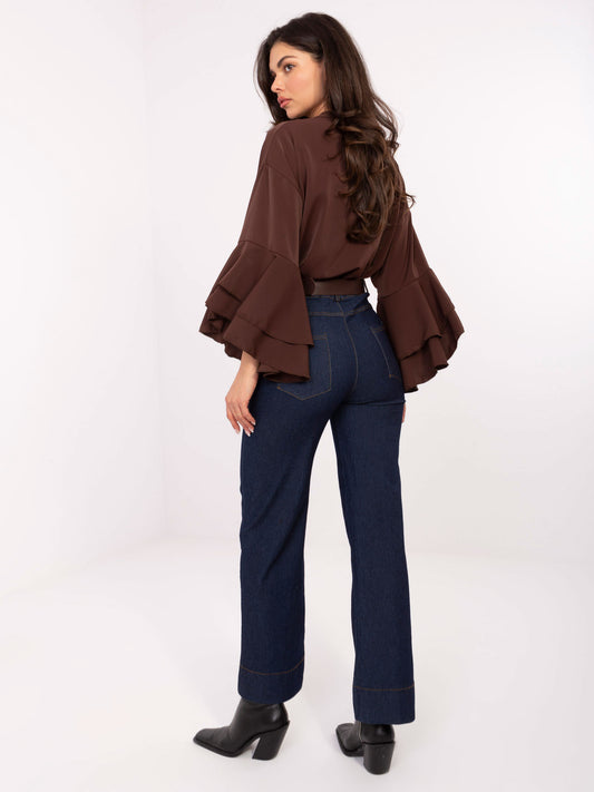 Granatowe jeansy straight leg z przeszyciami