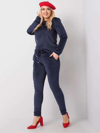 Granatowy komplet welurowy plus size