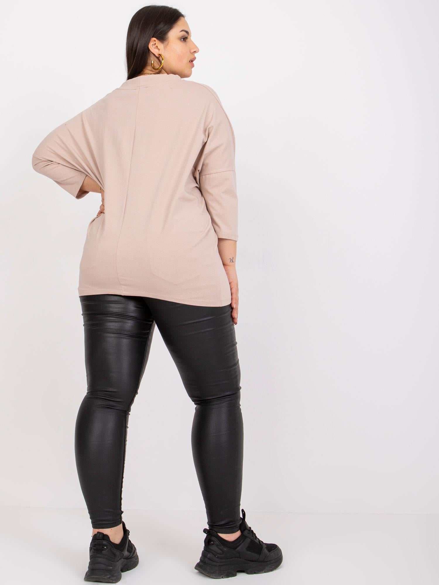 Jasnobeżowa bluzka plus size z bawełny