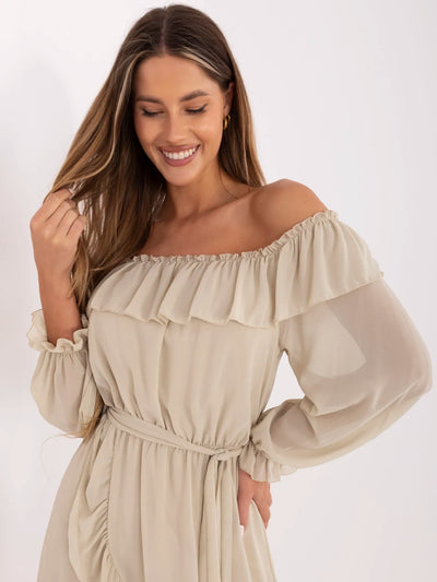 OCH BELLA Jasnobeżowa sukienka boho z paskiem