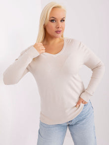 Jasnobeżowy dopasowany sweter plus size z dekoltem V