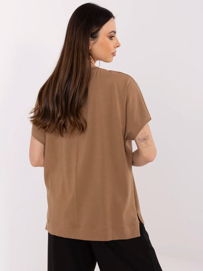 Jasnobrązowa bluzka oversize z napisami
