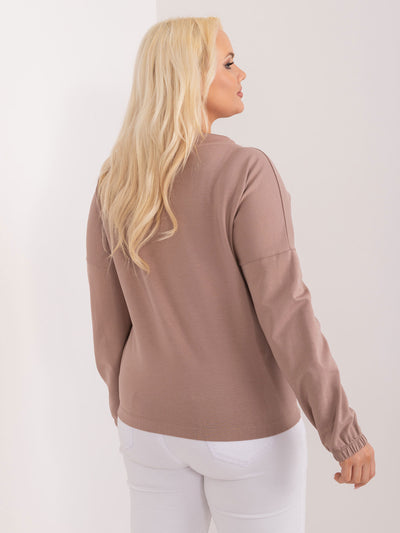 Jasnobrązowa gładka bluzka plus size z kieszenią