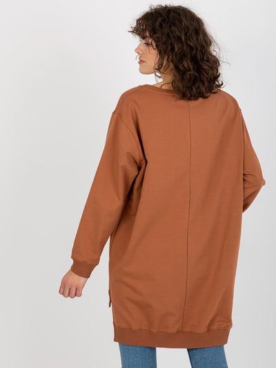 Jasnobrązowo-różowa długa bluza oversize z napisem