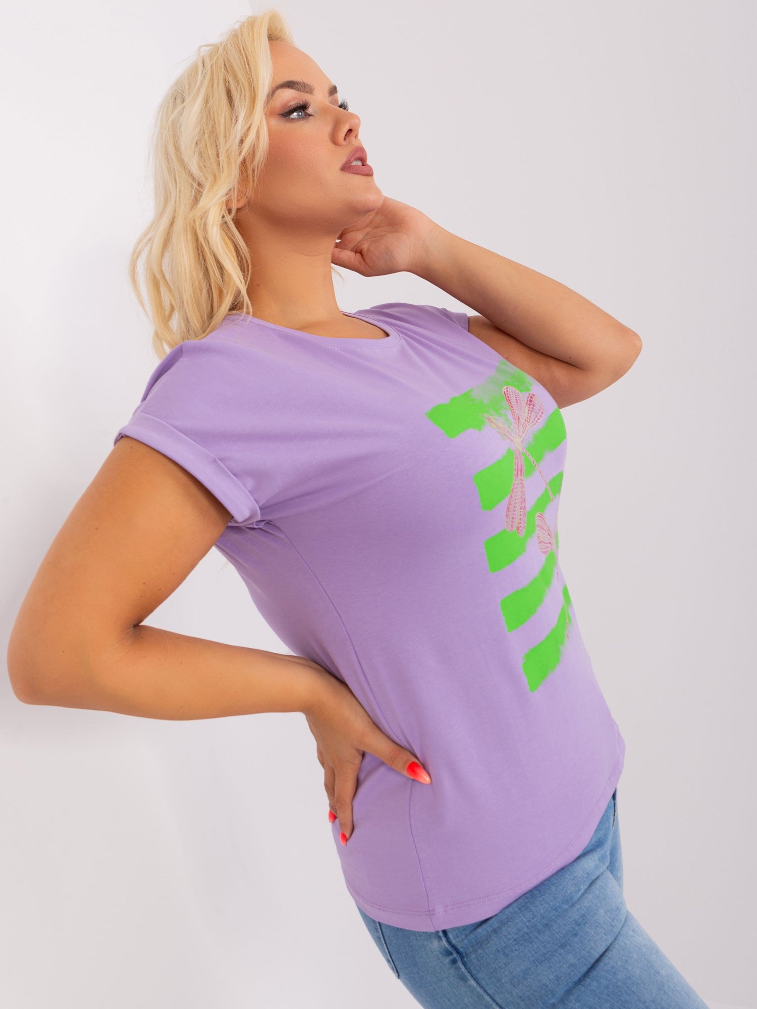 Jasnofioletowa bluzka plus size z nadrukiem