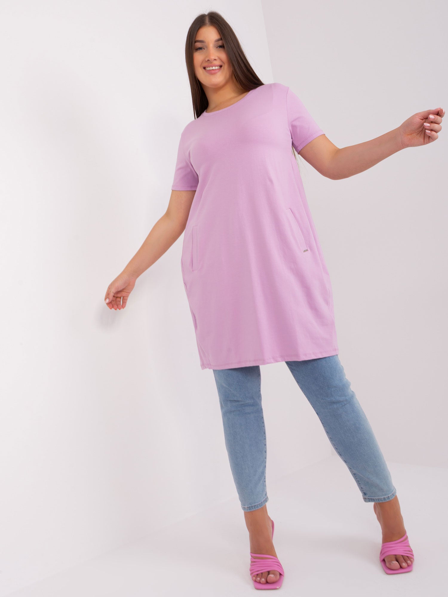 Jasnofioletowa sukienka damska plus size basic z bawełny
