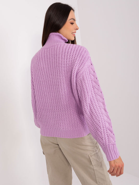 Jasnofioletowy sweter oversize z bufiastym rękawem