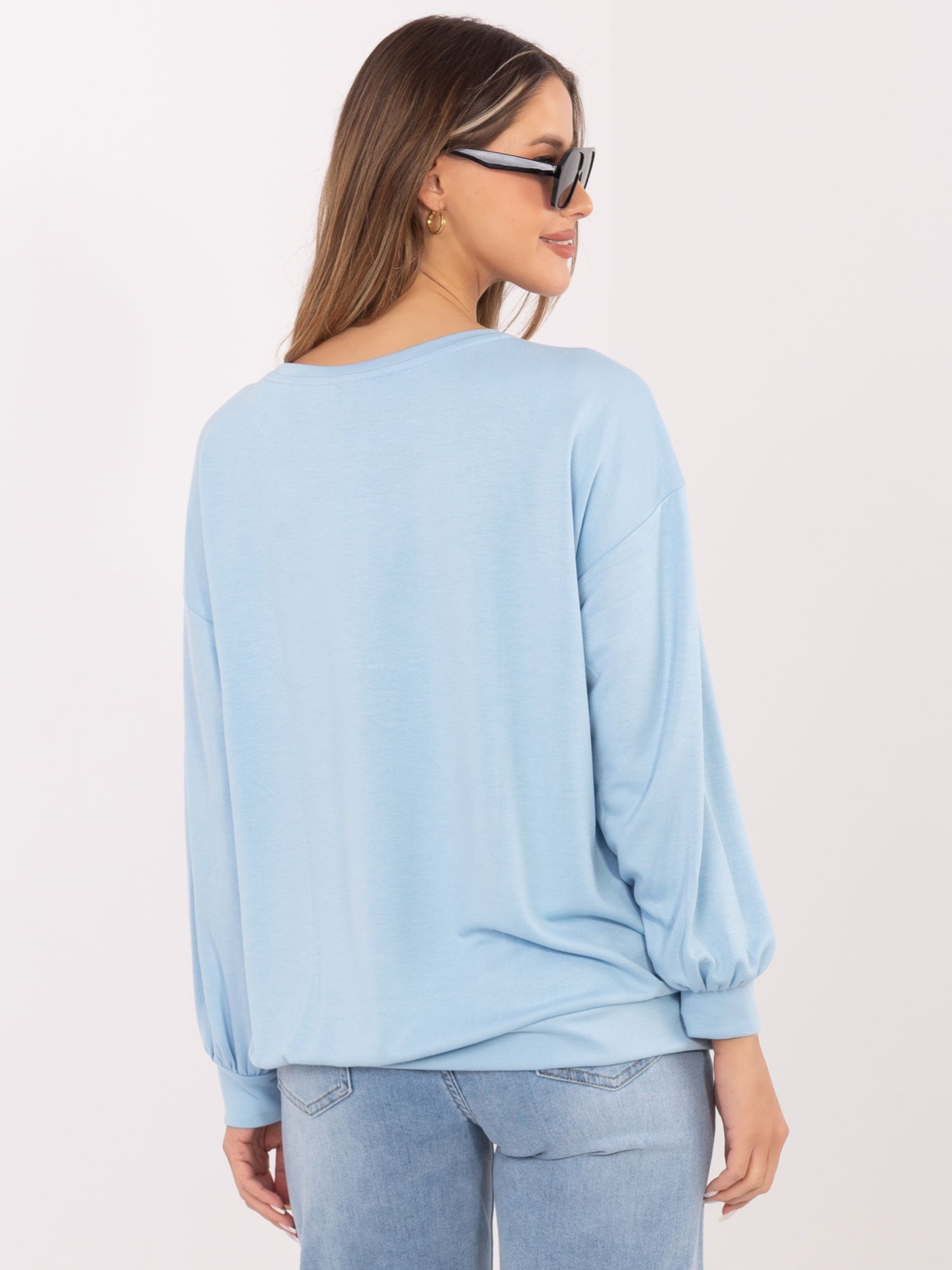 RUE PARIS Jasnoniebieska bluza oversize z miękkiego materiału