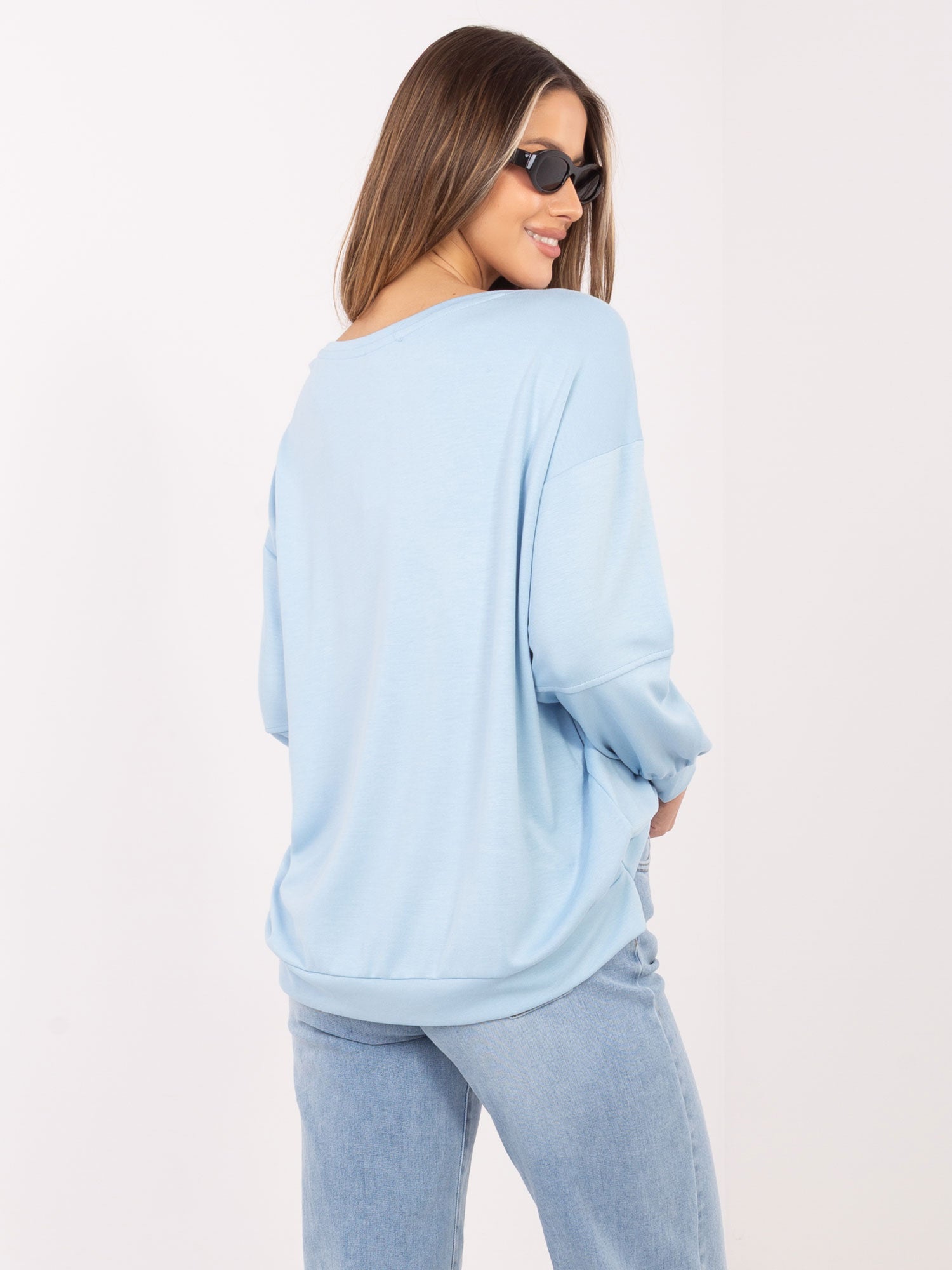 RUE PARIS Jasnoniebieska damska bluza z miękkiego materiału