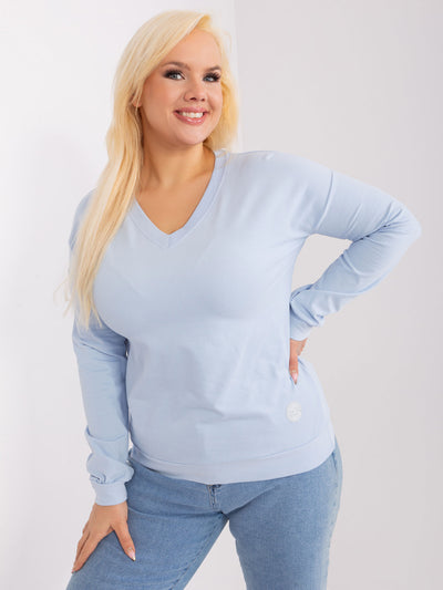 Jasnoniebieska bluzka plus size z dekoltem V