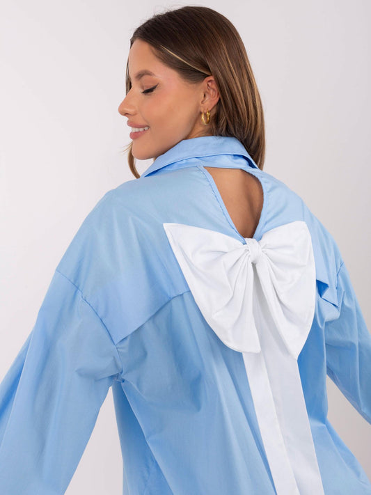 Jasnoniebieska rozpinana koszula oversize