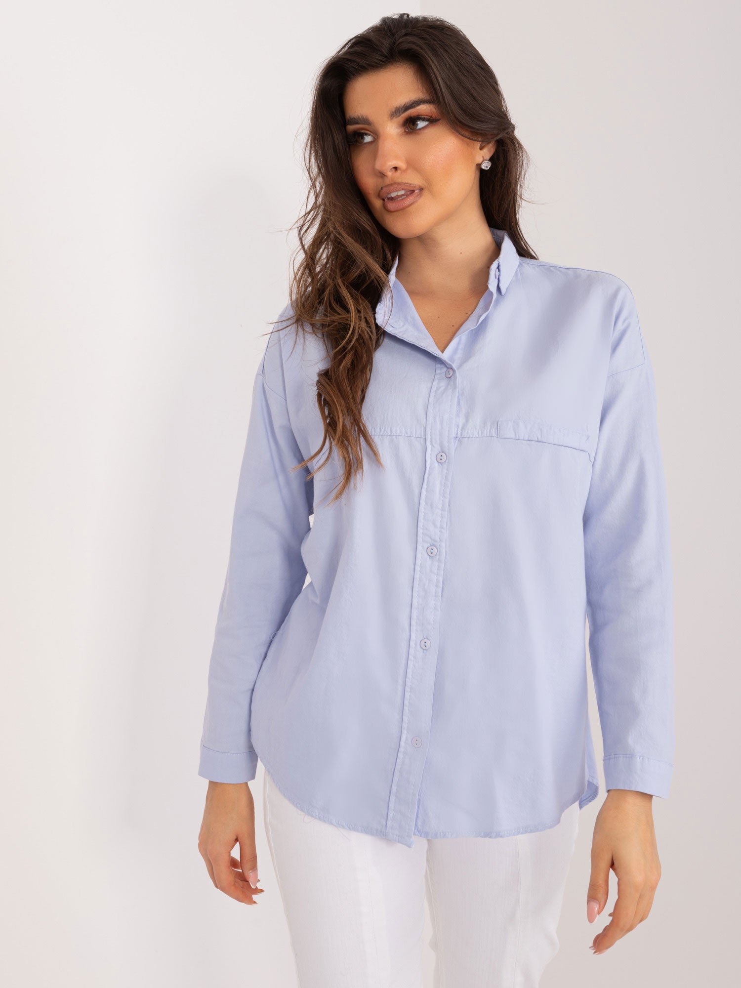 Jasnoniebieska rozpinana koszula oversize