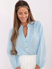 OCH BELLA Jasnoniebieska koszulowa bluzka boho