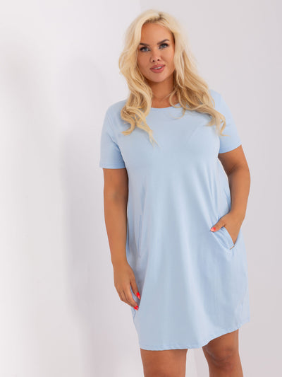 Jasnoniebieska sukienka plus size z bawełny