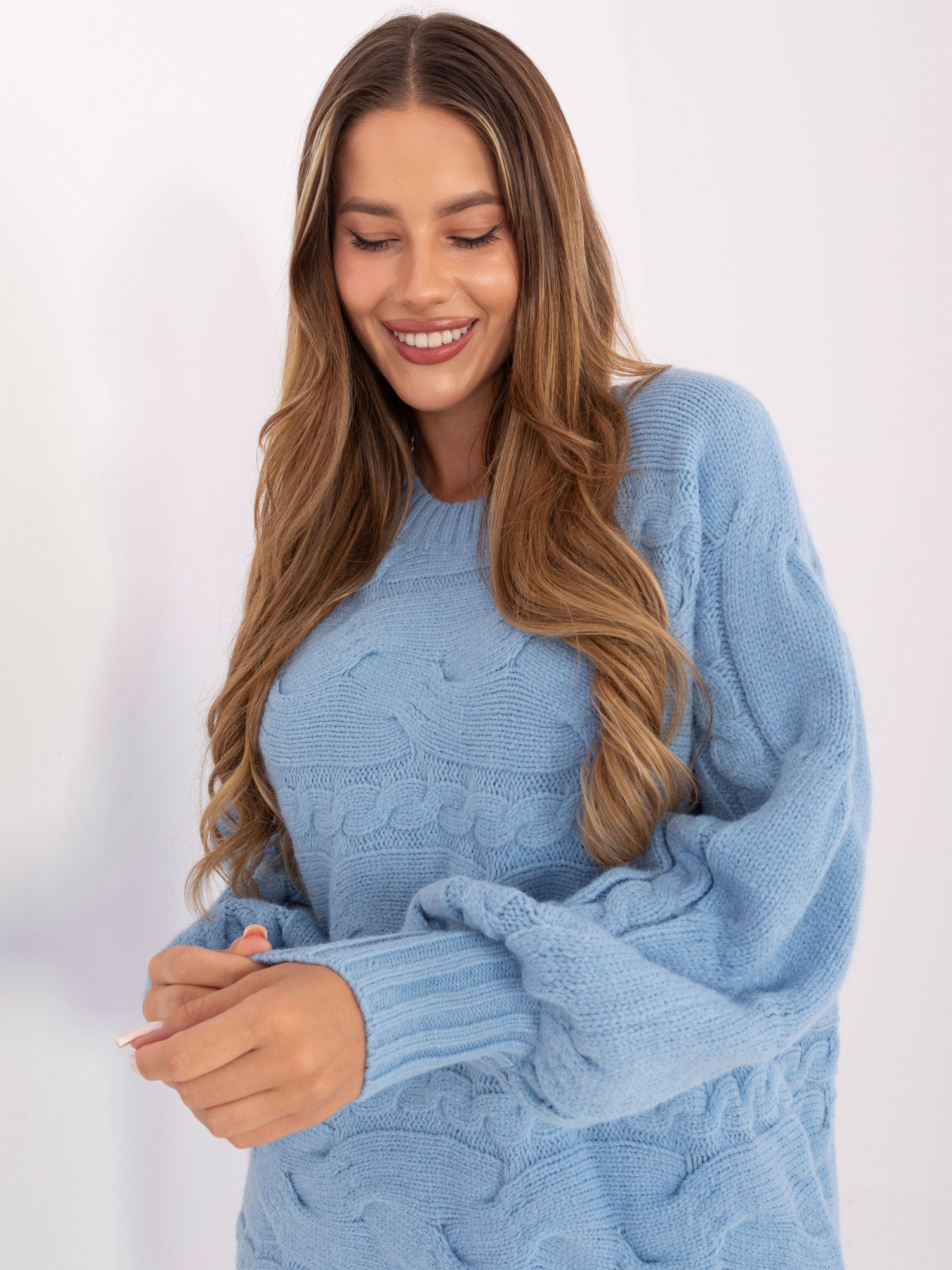 Jasnoniebieska dzianinowa sukienka oversize