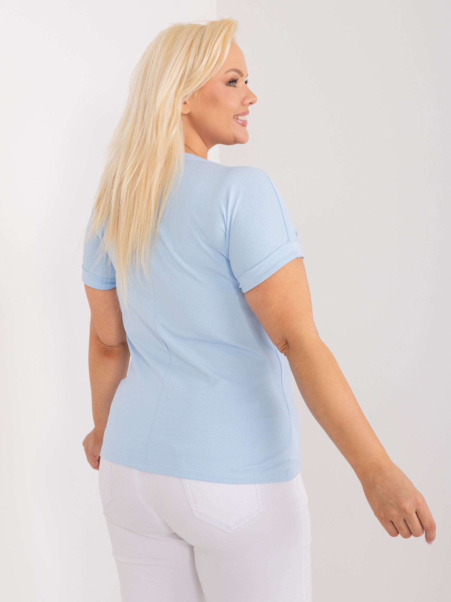 Jasnoniebieski t-shirt plus size z bawełny