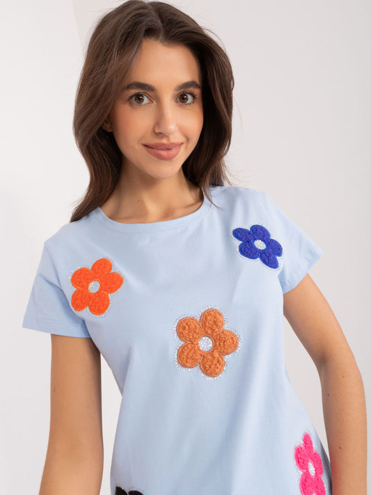 BASIC FEEL GOOD Jasnoniebieski t-shirt z naszywkami