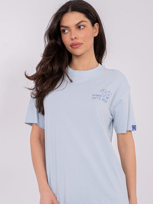 Jasnoniebieski damski t-shirt z napisami