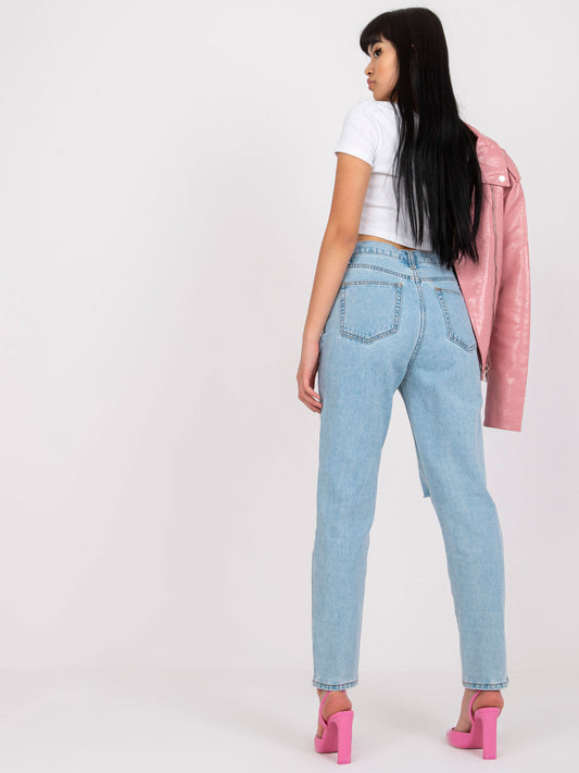 Jasnoniebieskie damskie spodnie jeansowe mom fit z dziurami