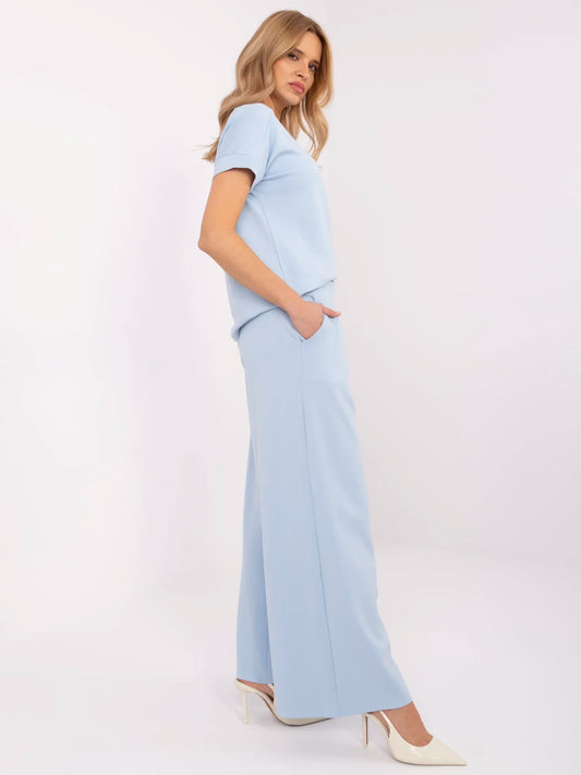 Jasnoniebieskie dresowe spodnie basic typu palazzo