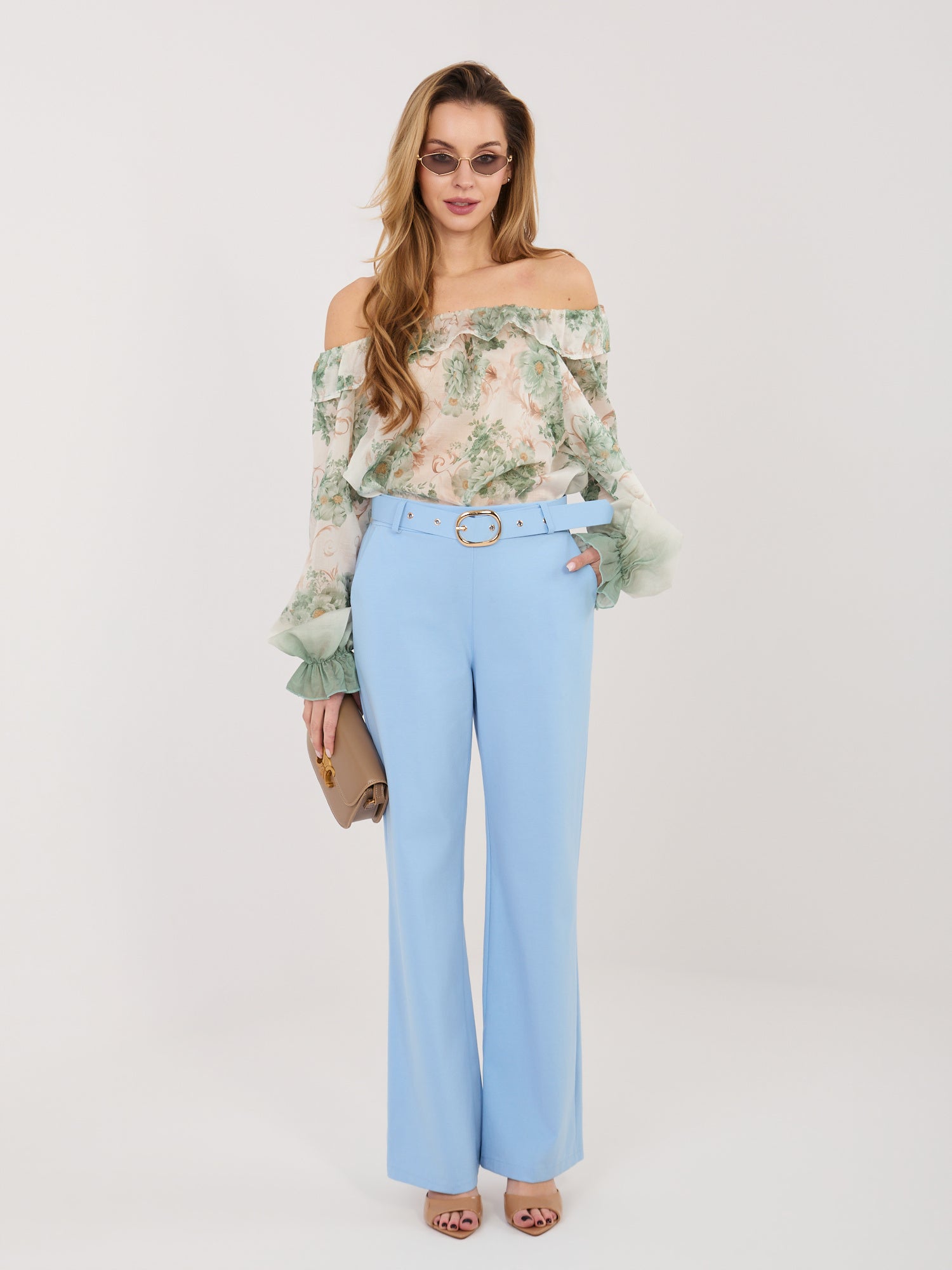 RUE PARIS Jasnoniebieskie eleganckie spodnie z paskiem