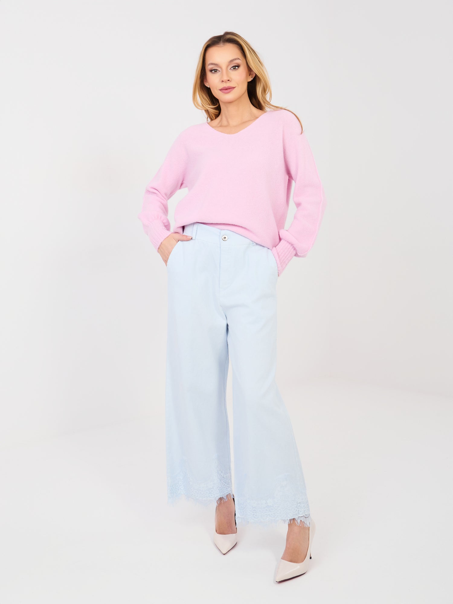 RUE PARIS  Jasnoniebieskie damskie jeansy z kieszeniami