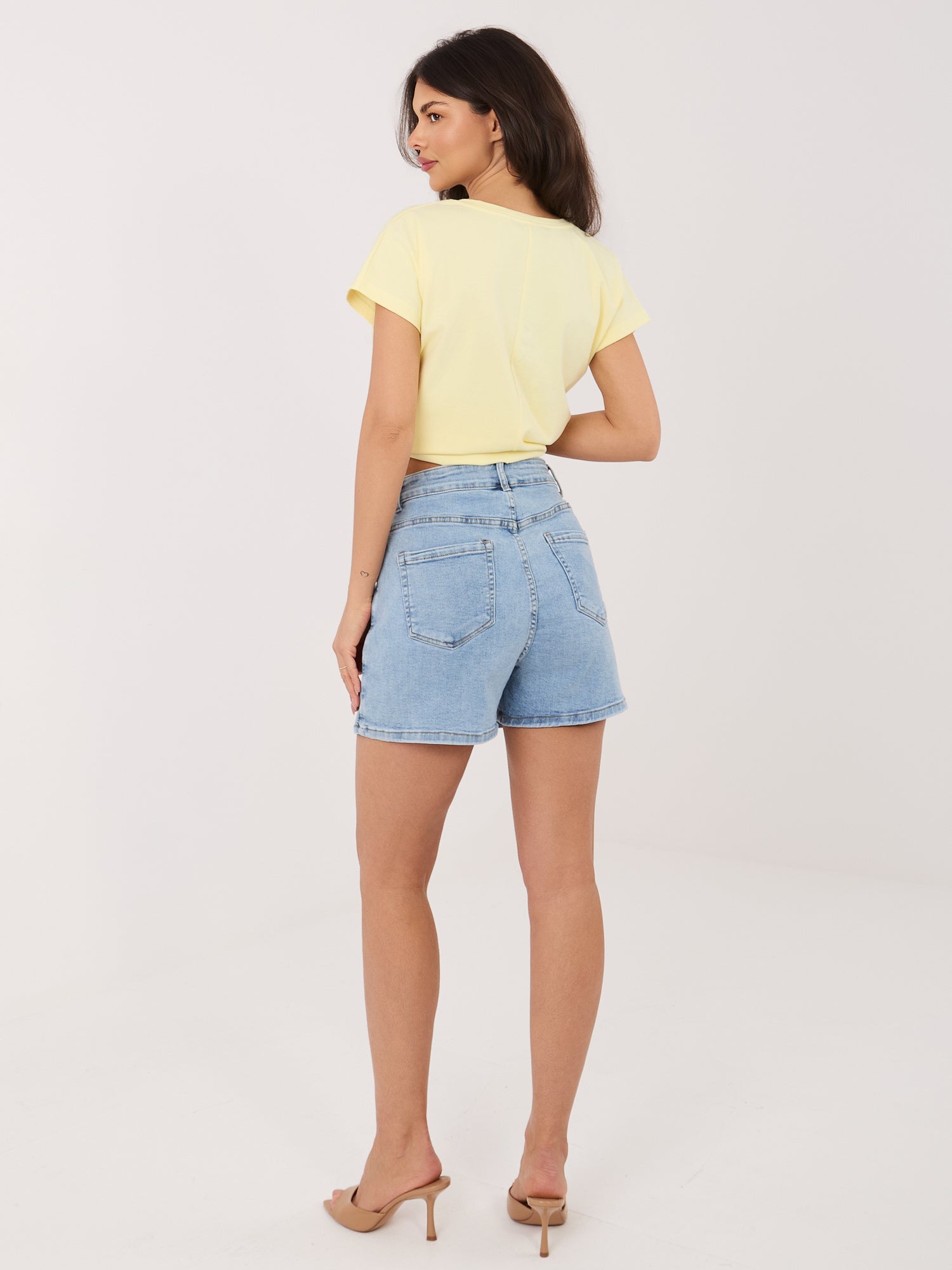 Jasnoniebieskie mini jeansowe spódnico-szorty