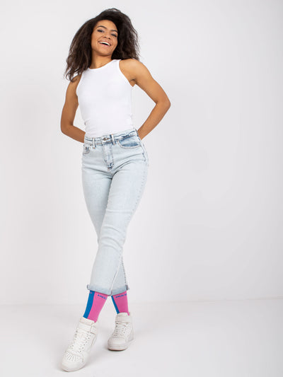 Jasnoniebieskie spodnie jeansowe damskie