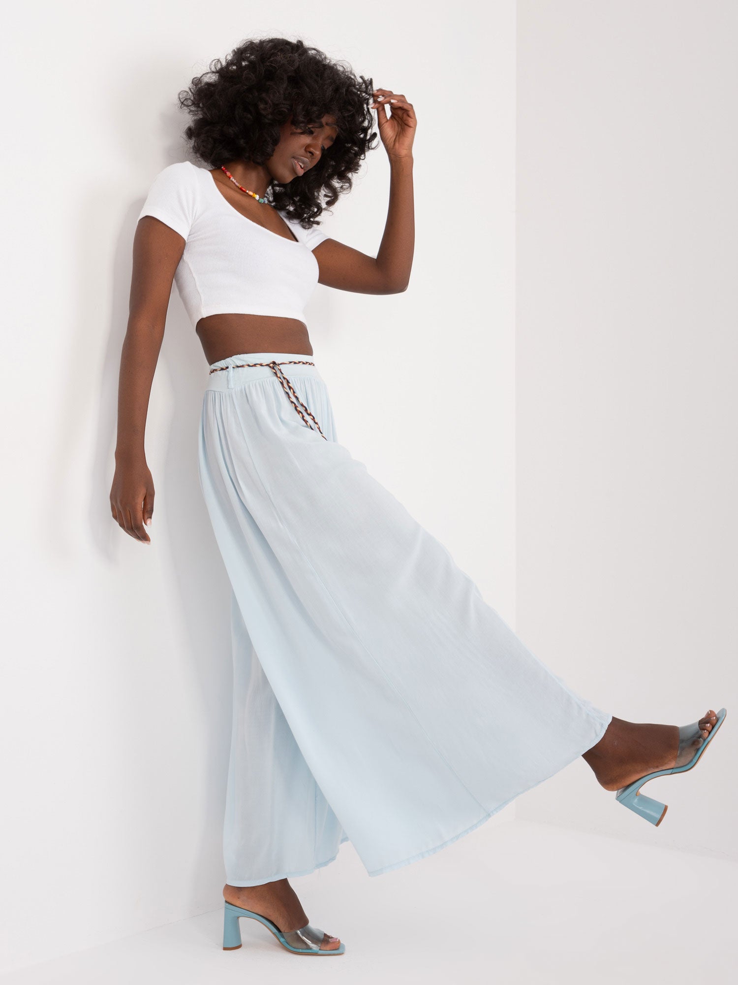 Jasnoniebieskie letnie spodnie wide leg OCH BELLA