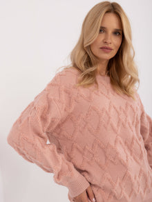 Jasnoróżowy sweter oversize z okrągłym dekoltem