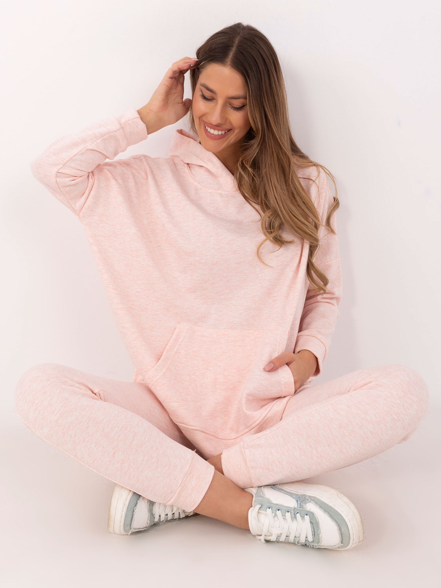 Jasnoróżowy melanżowy komplet basic z bluzą oversize