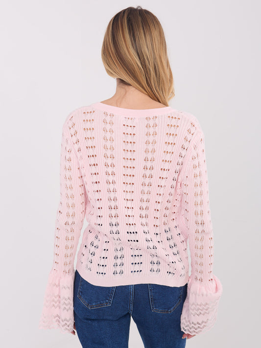 Jasnoróżowy ażurowy sweter w stylu boho