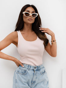RUE PARIS Jasnoróżowy tank top w prążek