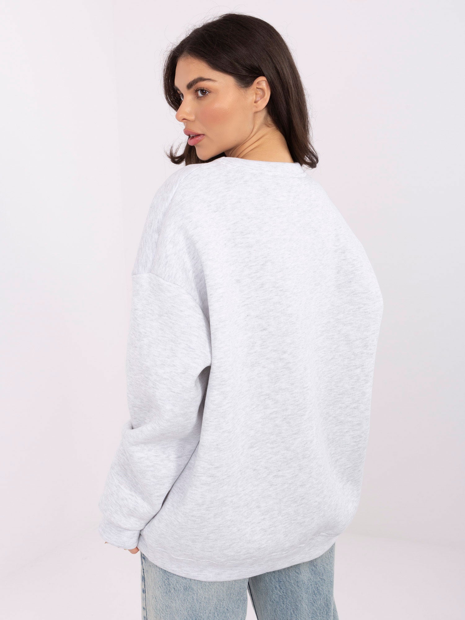 Jasnoszara bluza oversize z haftowanym napisem