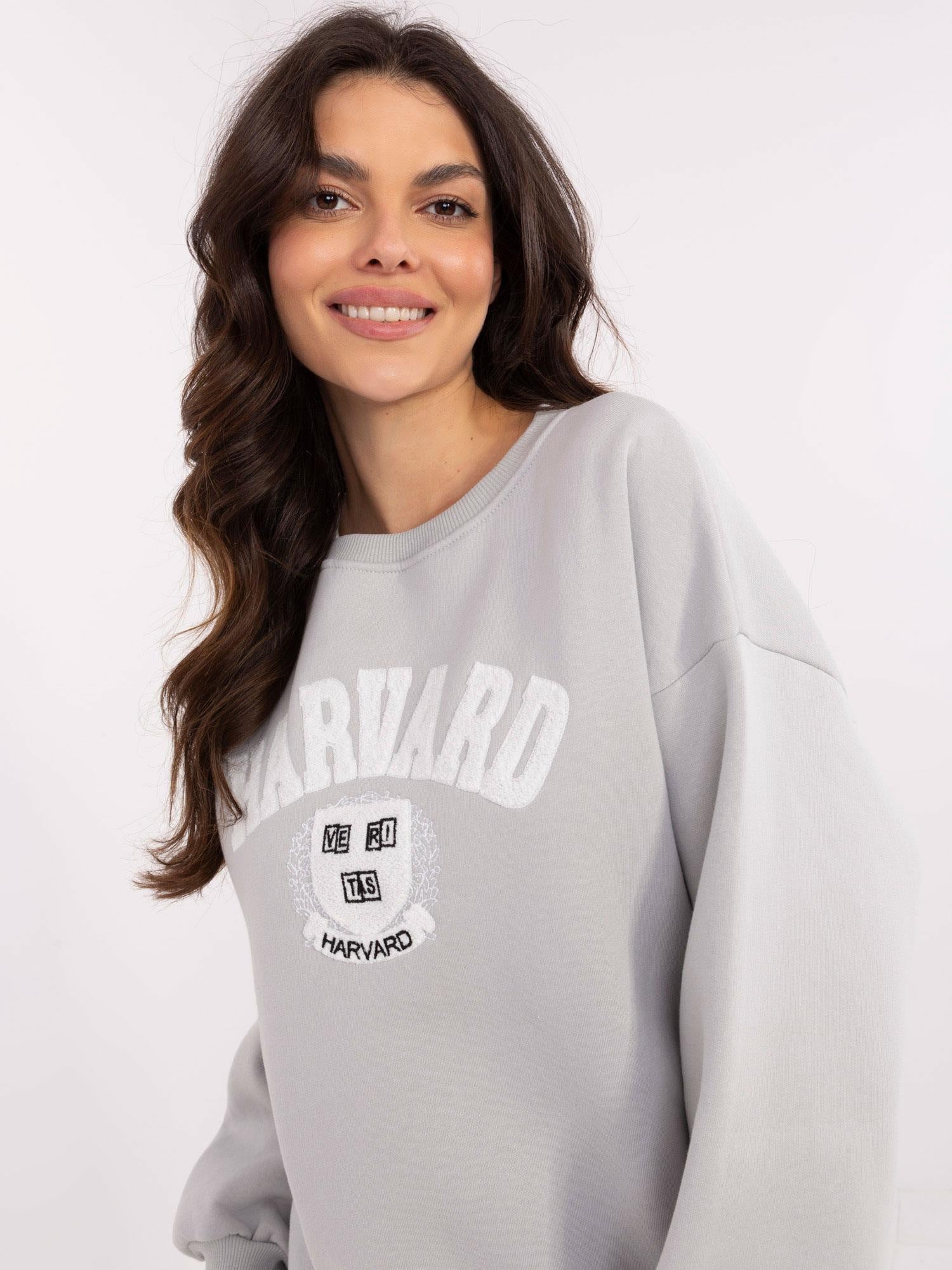 Jasnoszara bluza bez kapturem z napisem Harvard