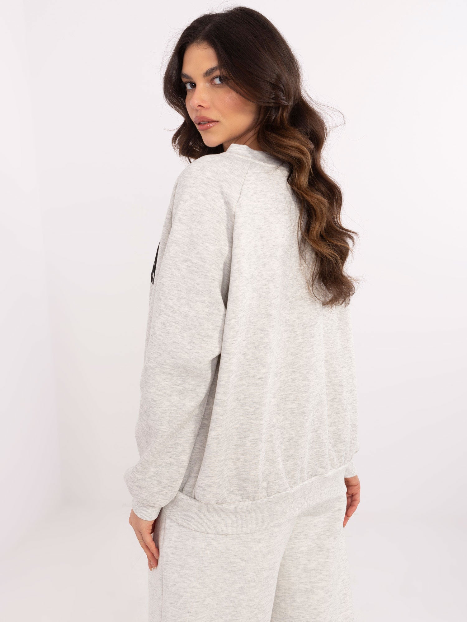 Jasnoszara melanżowa bluza oversize bez kaptura