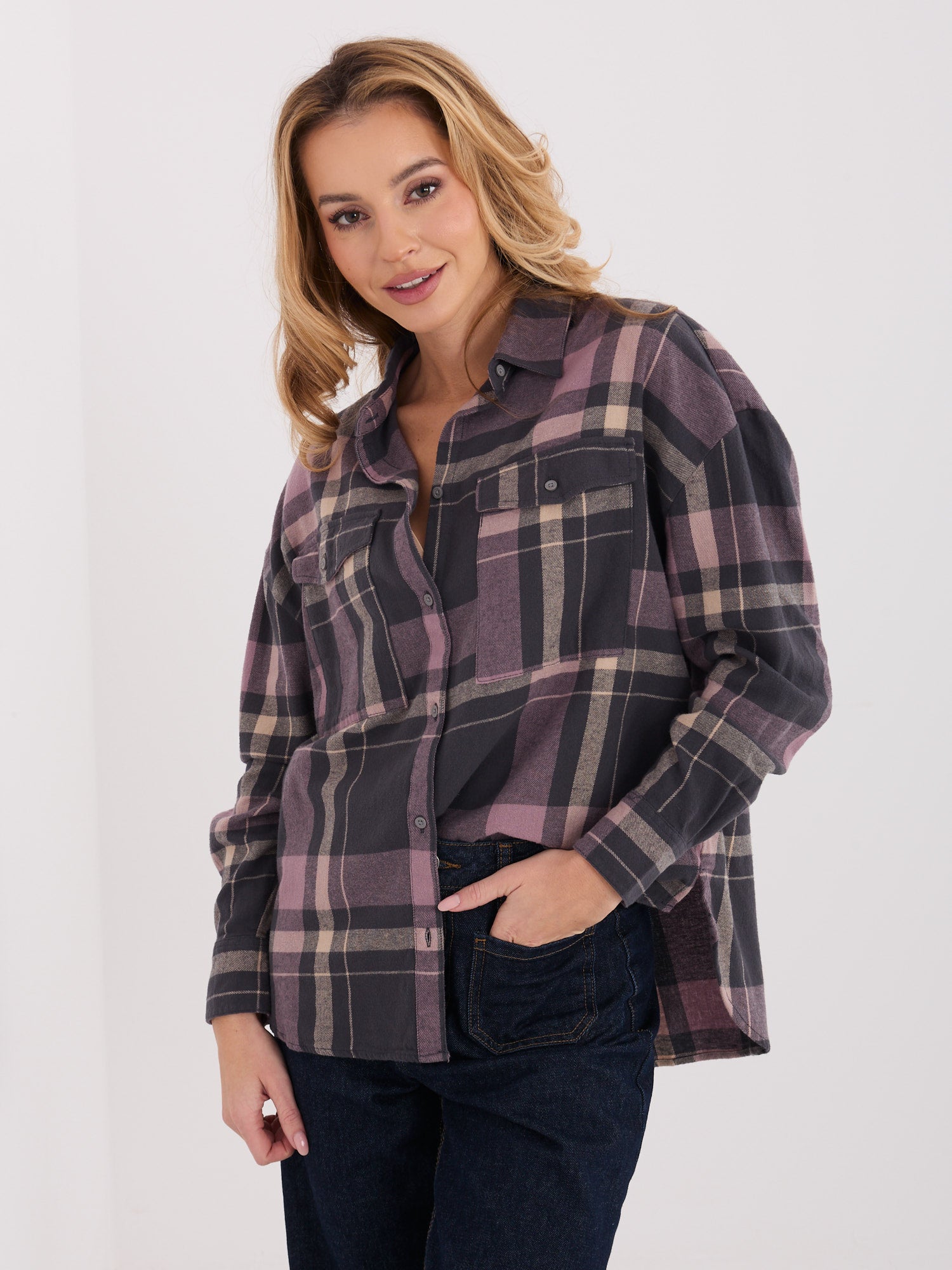 STITCH & SOUL Jasnoszaro-różowa flanelowa koszula w kratę
