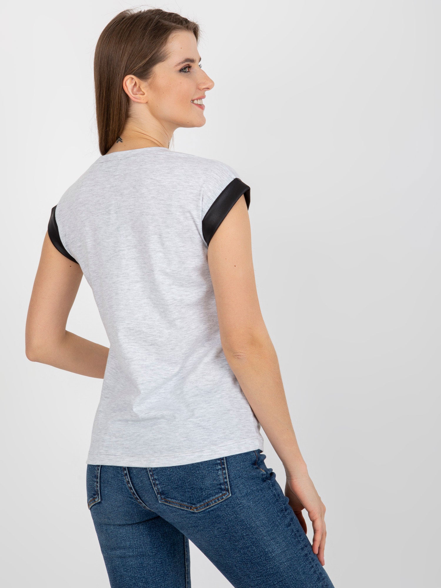 Jasnoszary melanżowy bawełniany t-shirt z kieszenią