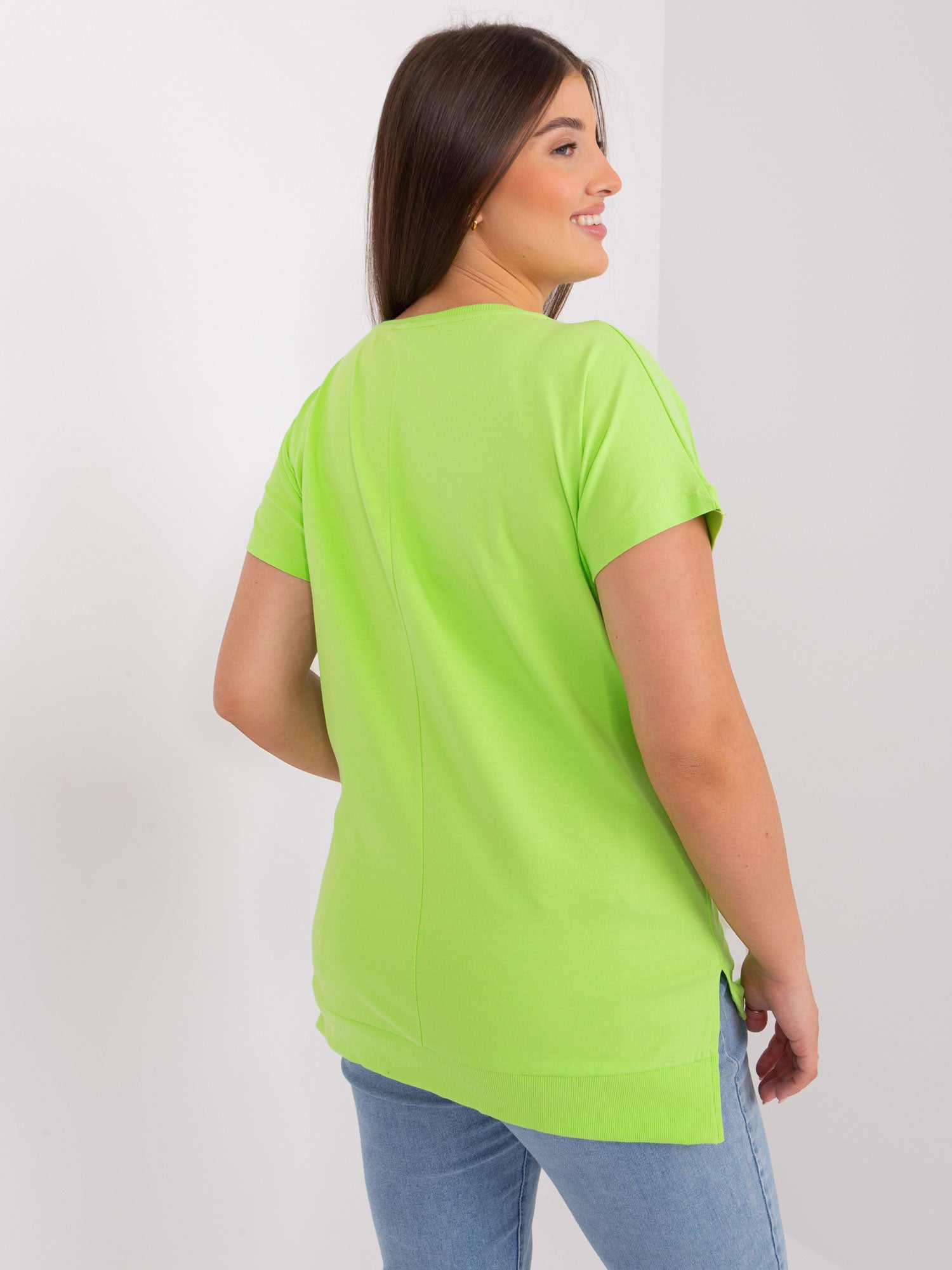 Jasnozielona bluzka damska plus size ze ściągaczem