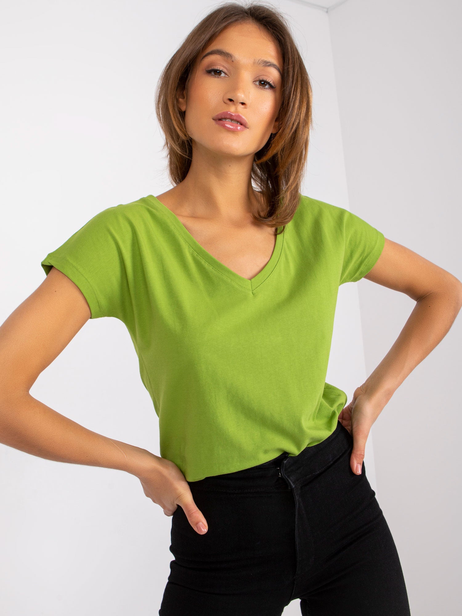 Bawełniany t-shirt V-neck jasnozielony