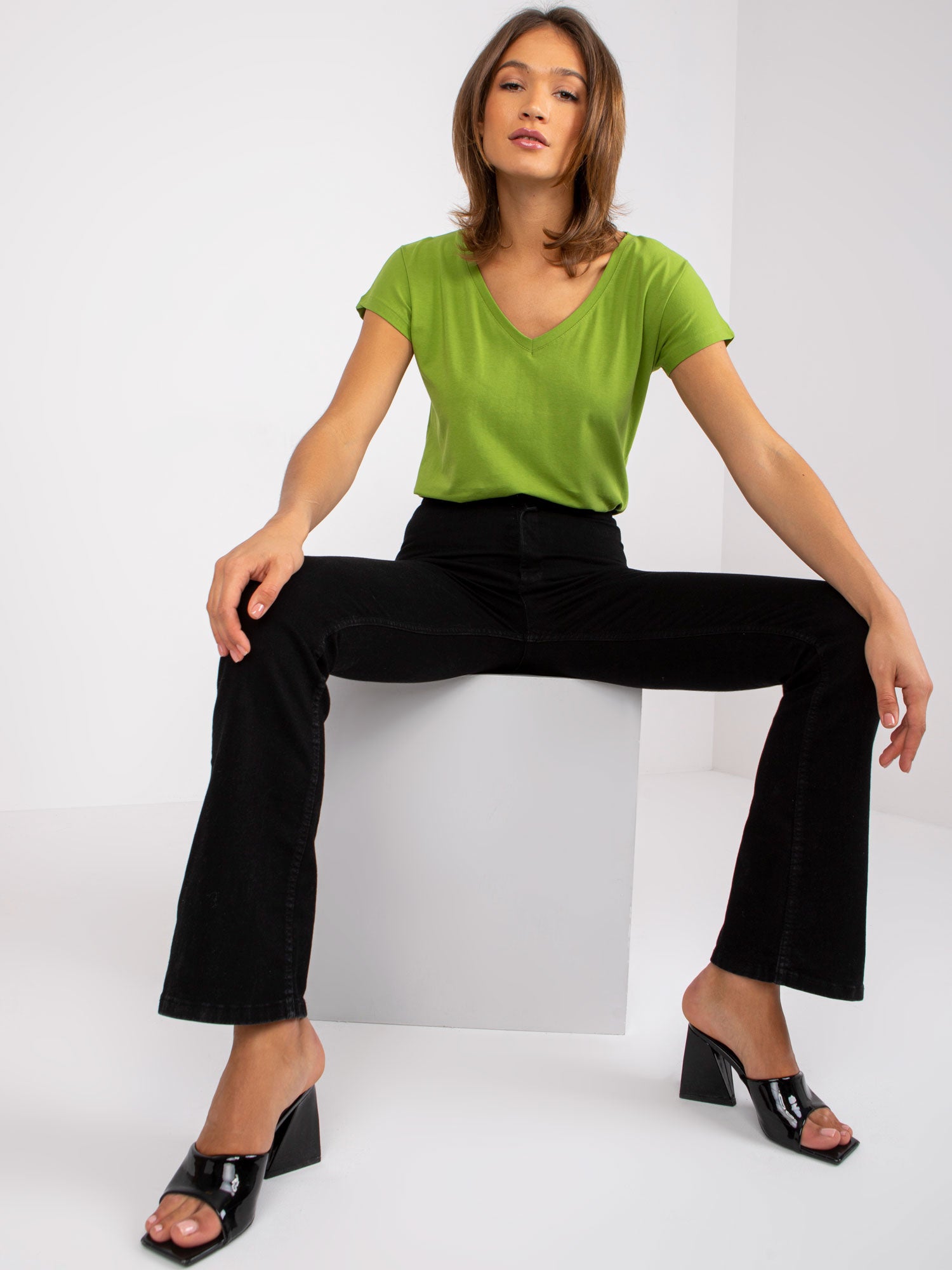 Bawełniany t-shirt V-neck jasnozielony
