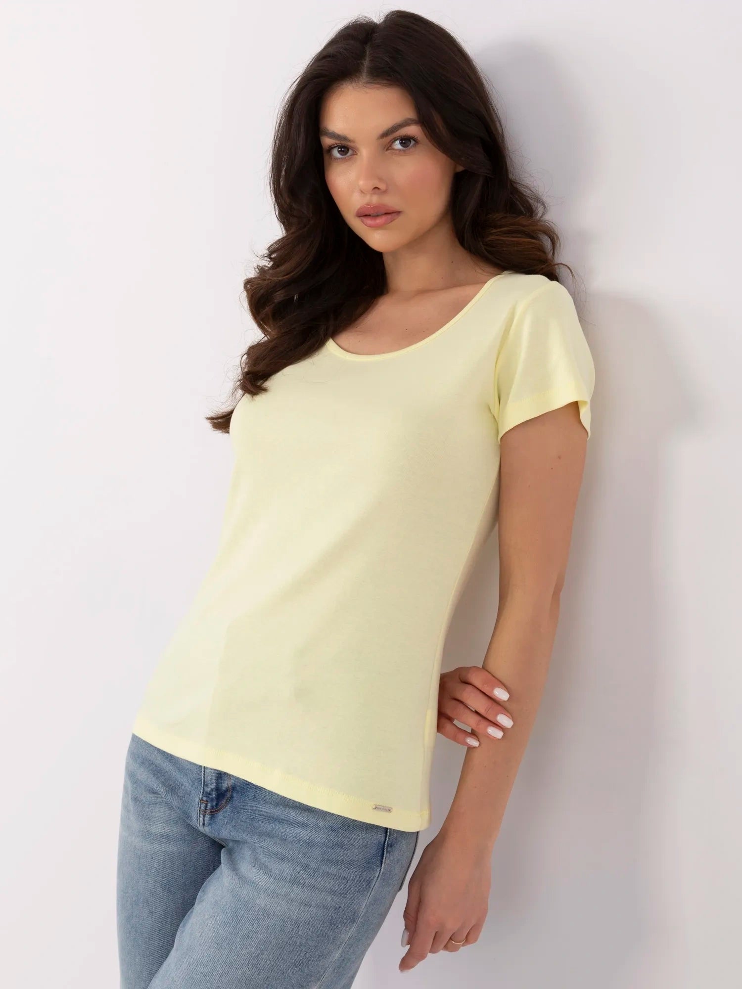 RUE PARIS Jasnożółty t-shirt basic z okrągłym dekoltem