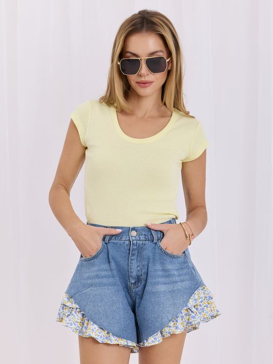 RUE PARIS Jasnożółty dopasowany t-shirt z bawełny