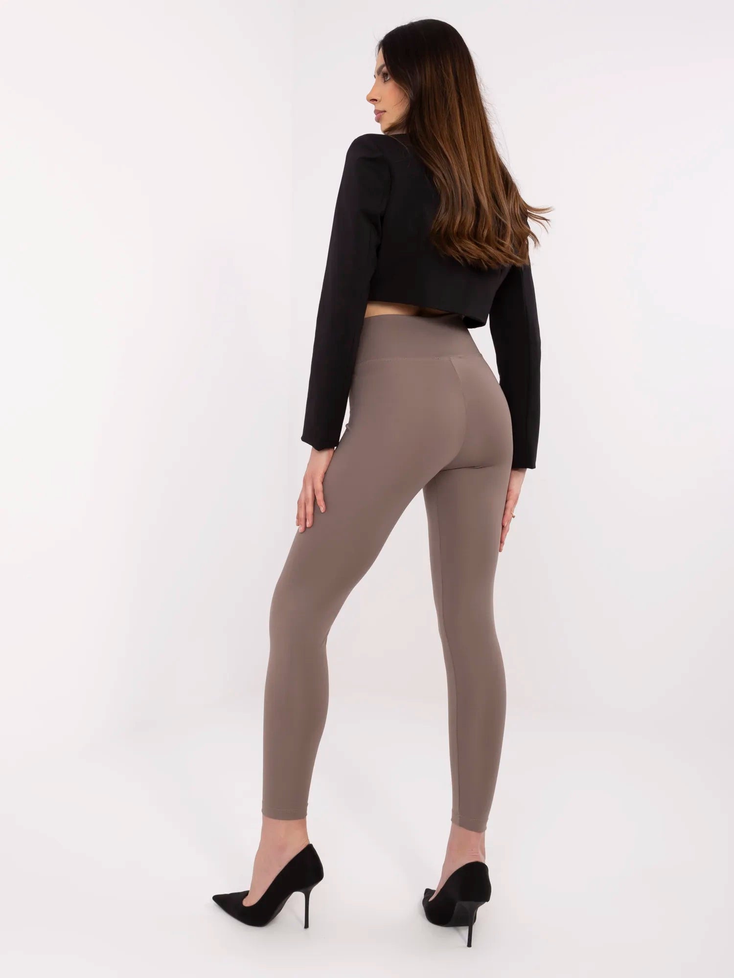Kawowe damskie legginsy z ozdobnymi zatrzaskami
