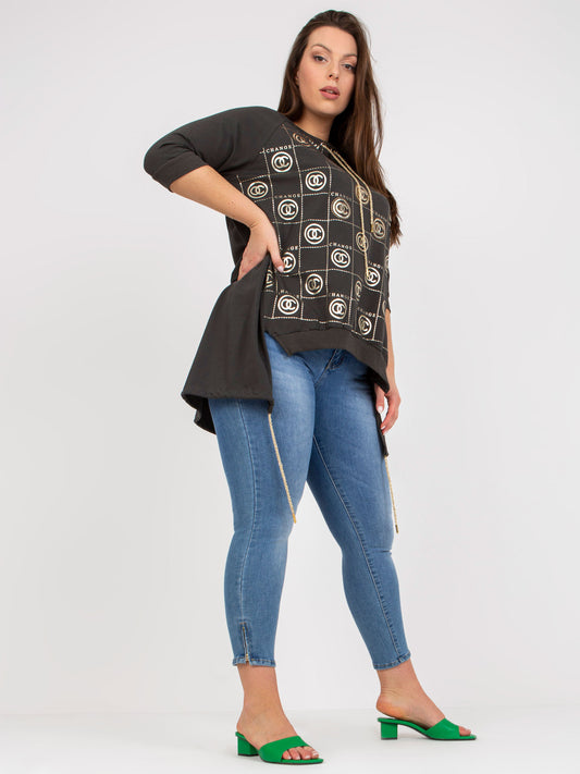 Khaki asymetryczna bluzka plus size z aplikacją