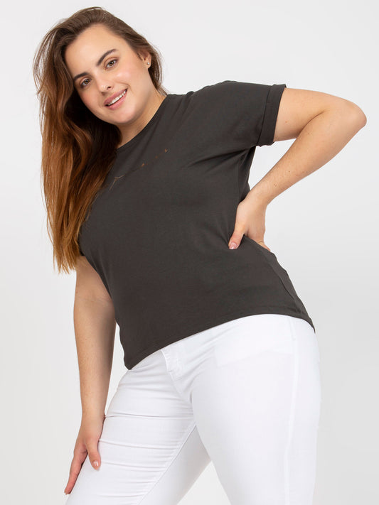 Khaki asymetryczny t-shirt plus size z napisem
