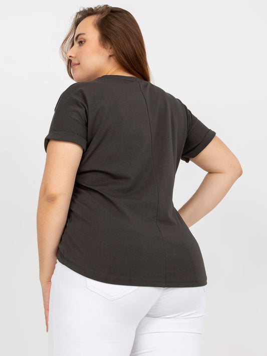Khaki asymetryczny t-shirt plus size z napisem