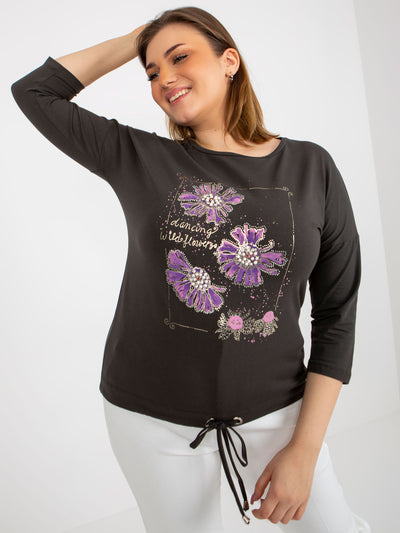 Khaki bluzka plus size z aplikacją i nadrukiem